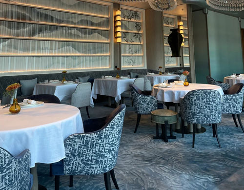 การสํารวจในความลึกของโครงการโรงแรมและรีสอร์ท Four Seasons
