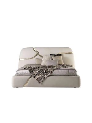 ซื้อ เตียงแพลตฟอร์มหุ้มเบาะ Lapiaz King ฝังสแตนเลสสีทอง online manufacture