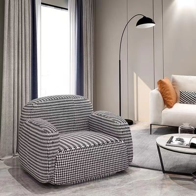 Modern Lattice Hotel Room Sofa Single Light โซฟาไม้เนื้อแข็งหรูหรา